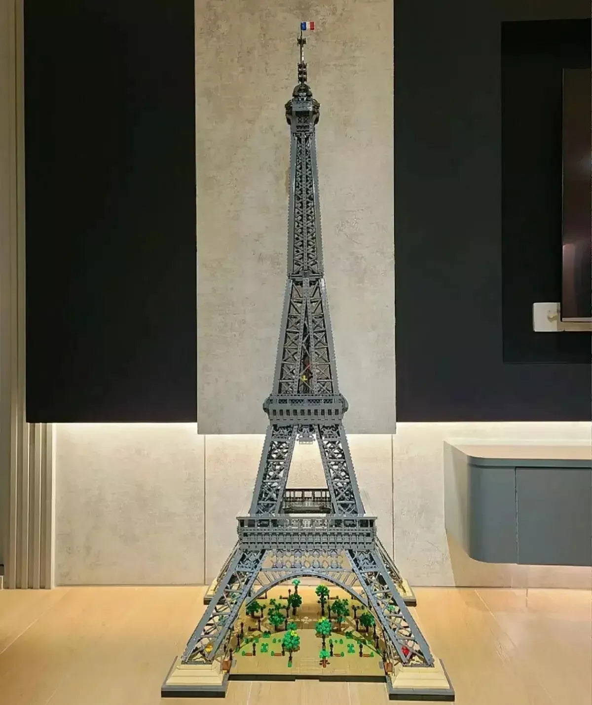 ICONS EIFFEL TOWER (10307)